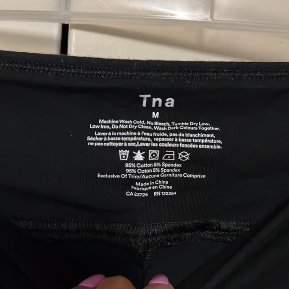 TNA Leggings - Picture 4 of 4